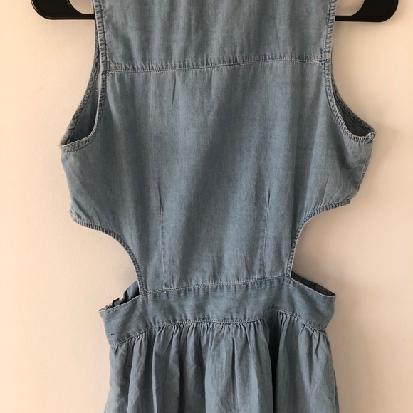 Kirra Cutout Denim House Dress - Picture 4 of 7